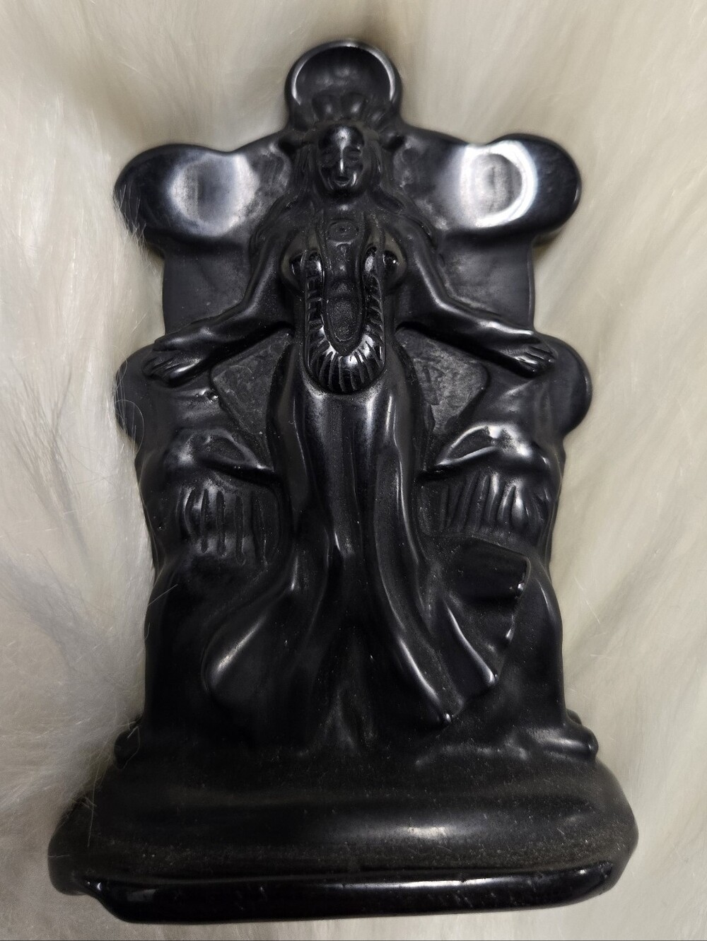 Black Goddess Figurine Sculpture — Elegant Ceramic Accent